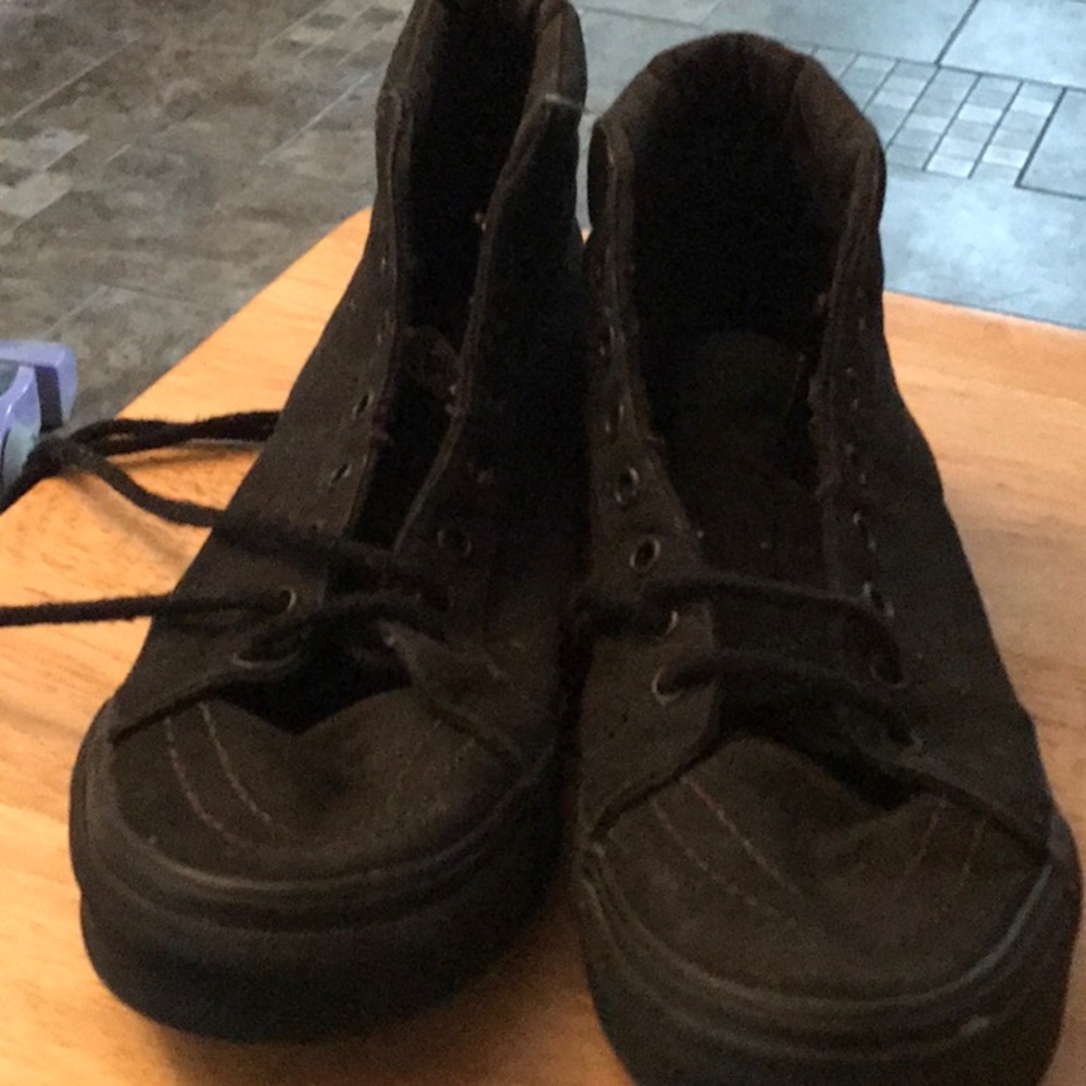 Women’s vans.